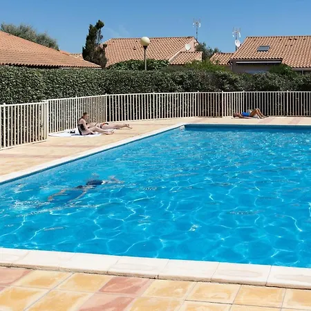 Gruissanne - Maison Avec Piscine, à 150m De La