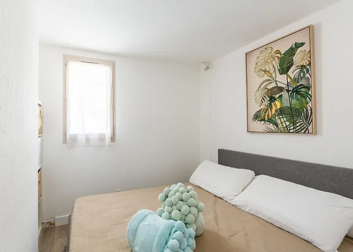 Gruissanne - Maison Avec Piscine, A 150m De La Vakantiehuis *